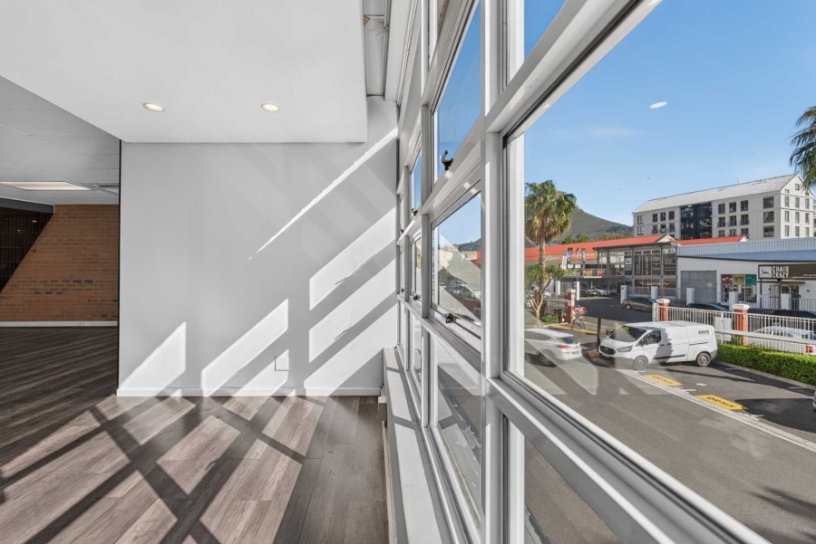 To Let Commercial Property for Rent in Gardens Western Cape